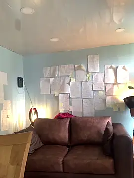 Snapshot of Canneela chatting on November 5, 2025, 4:10 pm Canneela online show from November 5, 2025, 4:10 pm