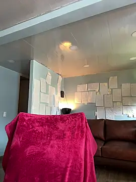 Canneela online show from April 16, 2026, 5:47 pm