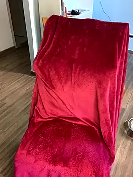 Snapshot of Canneela chatting on September 16, 2025, 1:12 pm Canneela online show from September 16, 2025, 1:12 pm