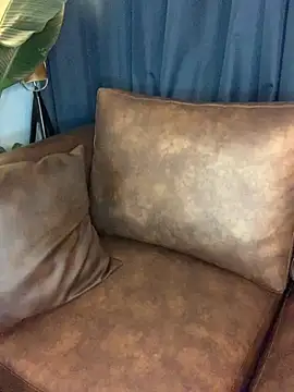 Snapshot of Canneela chatting on September 30, 2025, 4:13 pm Canneela online show from September 30, 2025, 4:13 pm