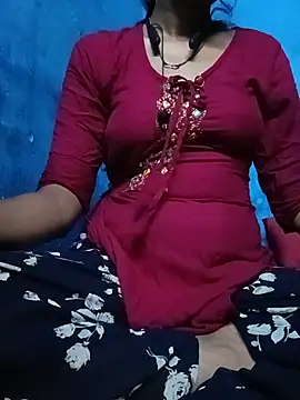 Snapshot of ruchigoutam chatting on July 3, 2026, 5:52 pm ruchigoutam online show from July 3, 2026, 5:52 pm