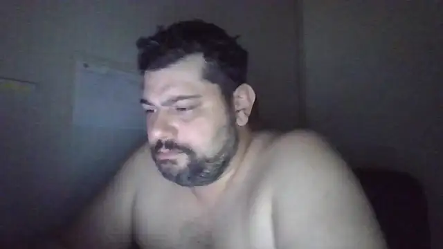giuseppelovisi85 online show from September 16, 2025, 12:33 am