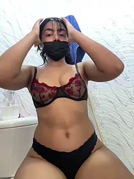 Snapshot of Kyra__Rose chatting on March 4, 2026, 4:59 pm Kyra Rose online show from March 4, 2026, 4:59 pm