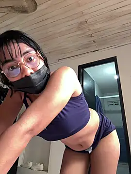 Snapshot of Kyra__Rose chatting on February 2, 2026, 7:57 pm Kyra Rose online show from February 2, 2026, 7:57 pm