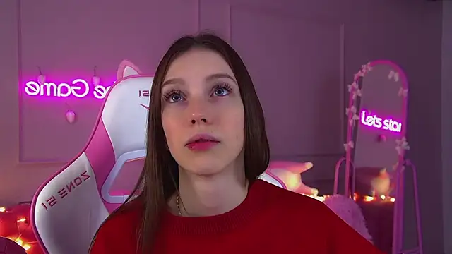 VeronicaVances online show from December 4, 2025, 6:18 pm