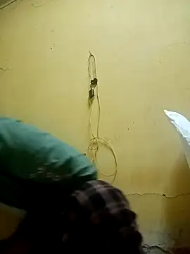 Milan6789 online show from December 15, 2025, 1:06 pm