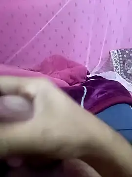 Sonukumar202000 online show from December 3, 2025, 11:04 pm