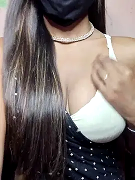 priyanka1345 online show from September 23, 2025, 2:13 pm