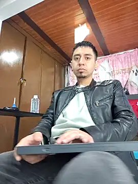 abnerdam01 online show from October 20, 2025, 1:55 pm