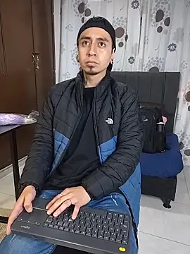 abnerdam01 online show from November 5, 2025, 1:47 pm