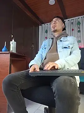 abnerdam01 online show from November 12, 2025, 1:15 pm