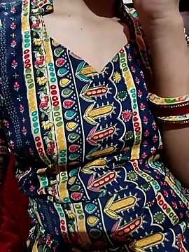 Snapshot of sweet_parul chatting on November 8, 2025, 6:50 am sweet parul online show from November 8, 2025, 6:50 am