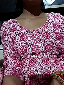 Snapshot of sweet_parul chatting on November 9, 2025, 2:10 pm sweet parul online show from November 9, 2025, 2:10 pm