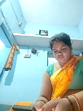 Snapshot of Rashi_cut chatting on September 10, 2025, 12:31 am Rashi cut online show from September 10, 2025, 12:31 am