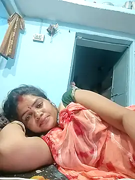 Snapshot of Rashi_cut chatting on September 16, 2025, 2:40 pm Rashi cut online show from September 16, 2025, 2:40 pm