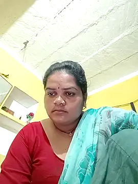 Snapshot of Rashi_cut chatting on September 20, 2025, 12:26 am Rashi cut online show from September 20, 2025, 12:26 am