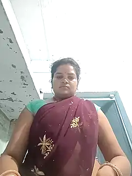 Snapshot of Rashi_cut chatting on September 16, 2025, 2:01 am Rashi cut online show from September 16, 2025, 2:01 am