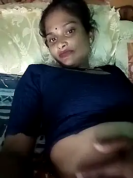 Snapshot of Sapna9685 chatting on November 1, 2025, 4:12 pm Sapna9685 online show from November 1, 2025, 4:12 pm