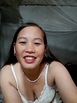 Seg min online show from October 14, 2025, 2:28 pm