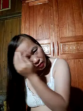 Seg min online show from October 17, 2025, 10:22 pm