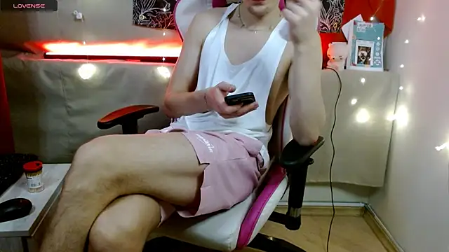 Xavier Night81 online show from November 13, 2025, 9:35 am