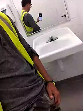 rosembertg online show from September 22, 2025, 3:01 am