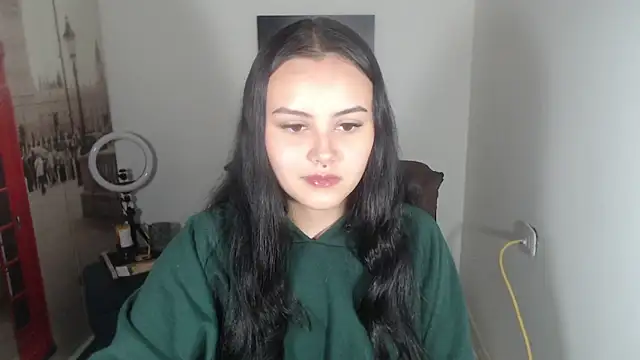 crazy daniela online show from September 26, 2025, 8:49 pm