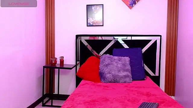 KENDALL ART online show from October 18, 2025, 3:41 am