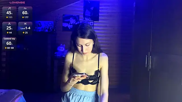 Snapshot of Shyselly chatting on November 18, 2025, 5:16 pm Shyselly online show from November 18, 2025, 5:16 pm