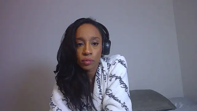 sashab453266 online show from December 4, 2025, 8:35 am