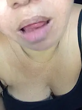 Ravena2290 online show from January 14, 2026, 5:05 pm