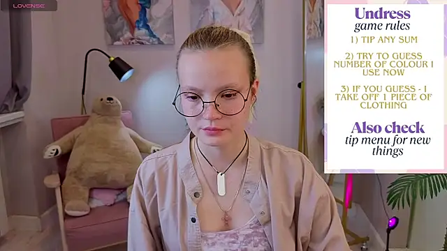 Ginger Emma online show from September 15, 2025, 1:44 pm