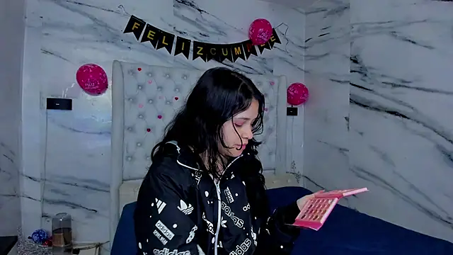 Ari and Storm online show from March 12, 2026, 1:37 pm