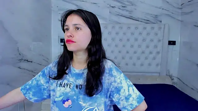 Ari and Storm online show from September 26, 2025, 2:35 pm