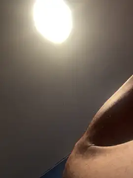 stevo170t online show from October 16, 2025, 3:04 am