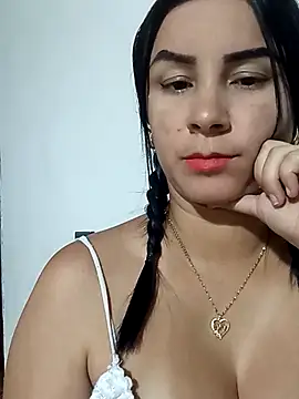 bigtits diosamaria online show from September 17, 2025, 6:15 am