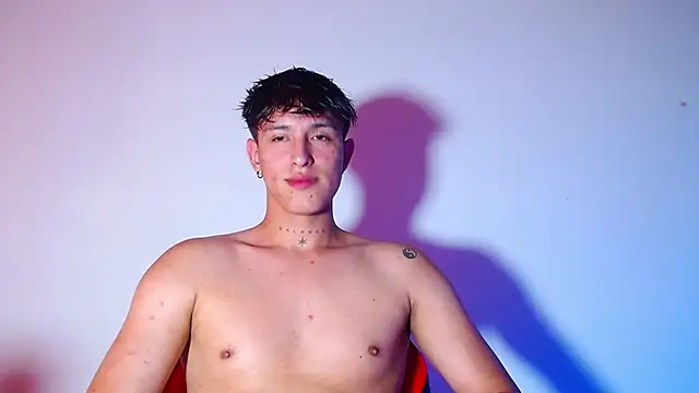 rowanbigboy23 online show from February 6, 2026, 5:42 pm