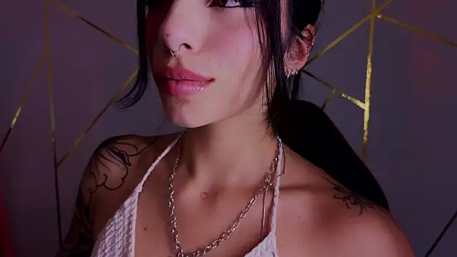 Hollyxx  online show from January 15, 2026, 10:13 pm