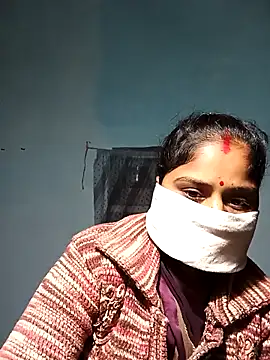 Sheema tyagi online show from November 28, 2025, 10:32 pm