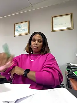 031bubbles online show from May 11, 2026, 11:44 am