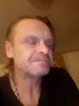 Snapshot of Kuba_Gd chatting on March 2, 2025, 3:30 pm Kuba Gd online show from March 2, 2025, 3:30 pm