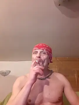 Snapshot of Kuba_Gd chatting on March 7, 2025, 8:11 pm Kuba Gd online show from March 7, 2025, 8:11 pm