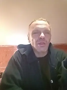 Snapshot of Kuba_Gd chatting on November 10, 2025, 3:17 pm Kuba Gd online show from November 10, 2025, 3:17 pm