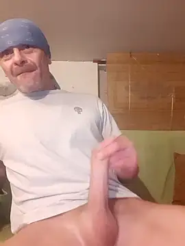 Snapshot of Kuba_Gd chatting on March 3, 2025, 2:33 am Kuba Gd online show from March 3, 2025, 2:33 am