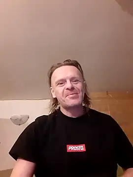 Snapshot of Kuba_Gd chatting on March 16, 2025, 12:34 am Kuba Gd online show from March 16, 2025, 12:34 am