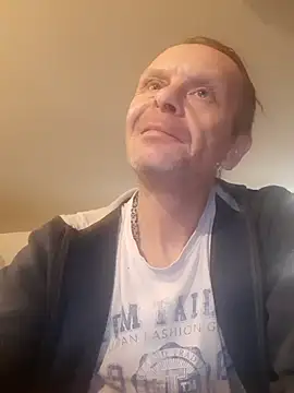 Snapshot of Kuba_Gd chatting on March 6, 2025, 11:47 am Kuba Gd online show from March 6, 2025, 11:47 am