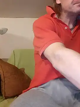 Snapshot of Kuba_Gd chatting on March 1, 2025, 6:35 am Kuba Gd online show from March 1, 2025, 6:35 am