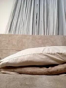 Marian Zeller online show from October 21, 2025, 9:09 am