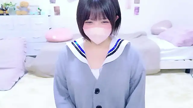 Hinata Sun online show from March 19, 2026, 3:17 am