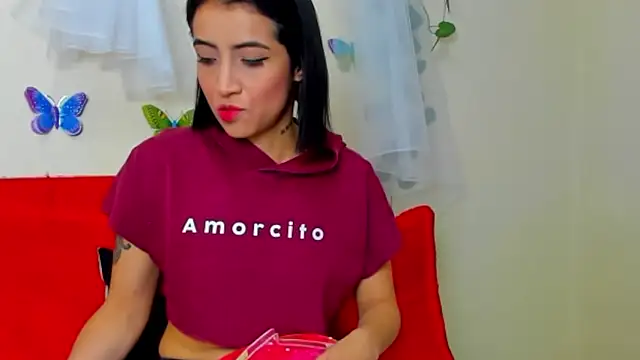 camila collins7 online show from September 10, 2025, 11:53 am